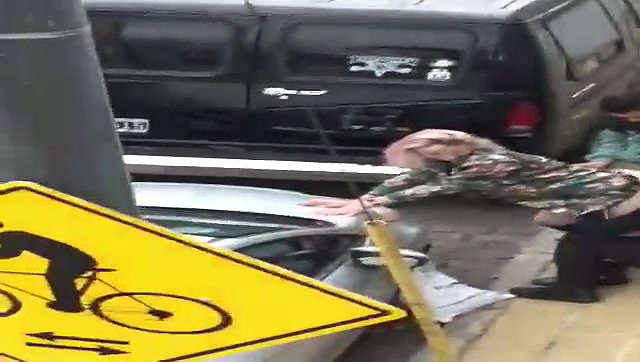 Roadside threesome