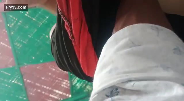 Gf enjoying outdoor pussy fingering by lover