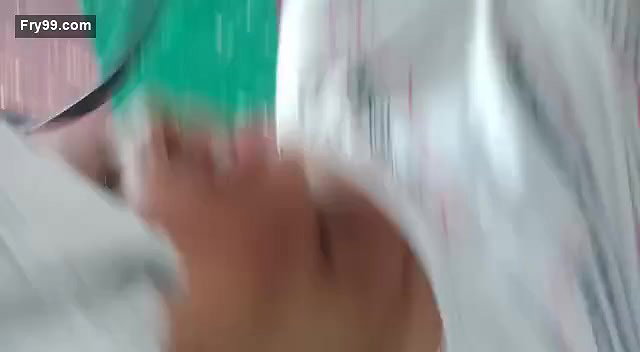 Gf enjoying outdoor pussy fingering by lover