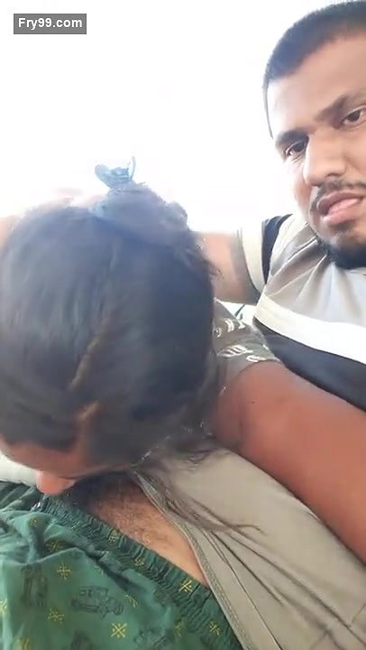 Gf ko chusaya blowjob