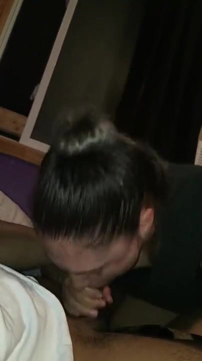 Tinder girl hungry for black cock