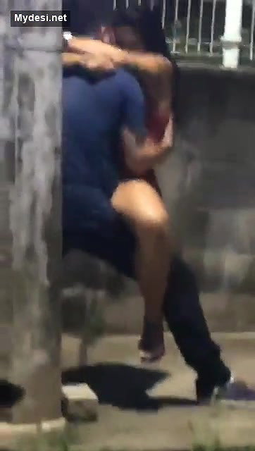 Desi lover outdoor fucking