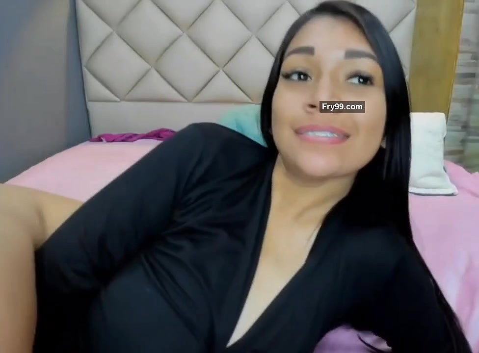 Young_Latin_Girl_Takes_Cum_On_Face