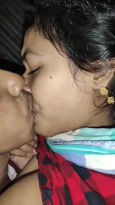 Beautiful Newly Married Wife Boob Sucking & Kissing
