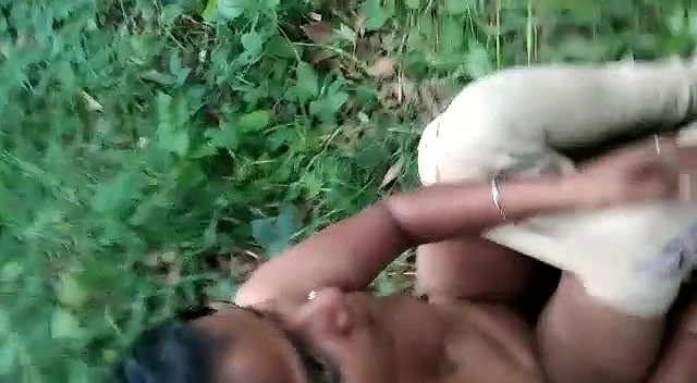 Desi Girl Outdoor Fucked