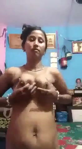 Hot bhabhi nude show