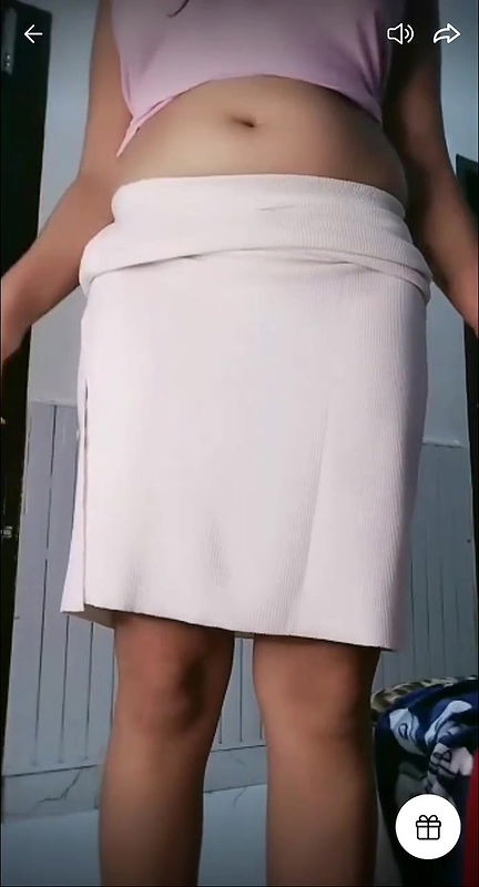 Monika thakur Tango live 2022-12-27