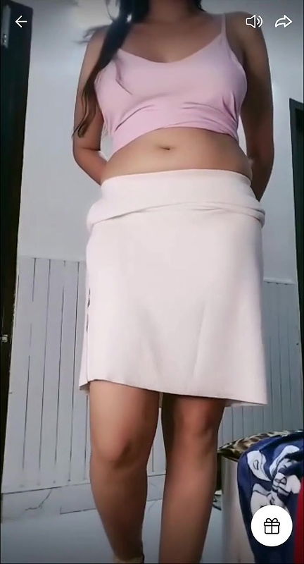 Monika thakur Tango live 2022-12-27