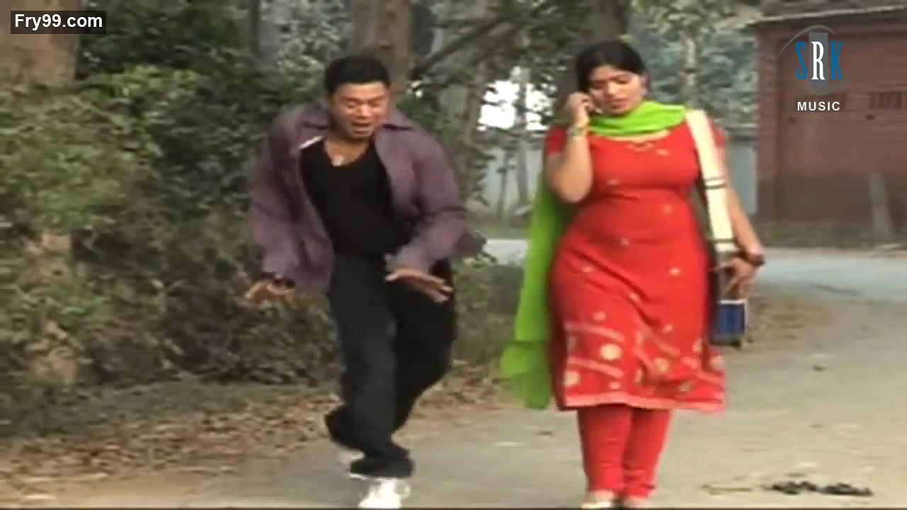 Hot sexy close-up bouncing boobs show in red chudidhar