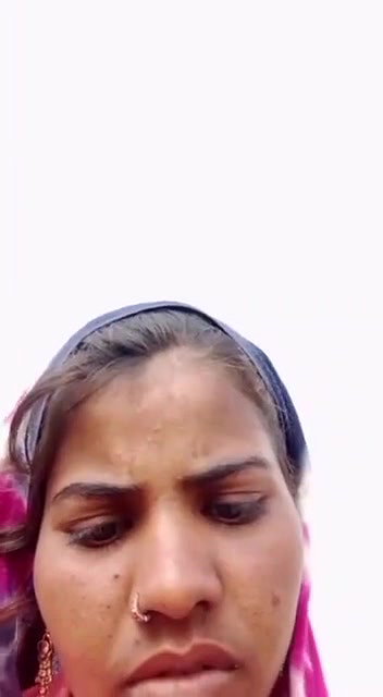 Desi Village Girl Shows Her Pussy