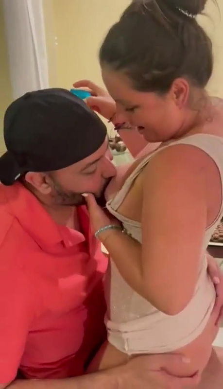 PUNJABI GUYS CELEBRATING BIRTHDAY IN BEST WAY