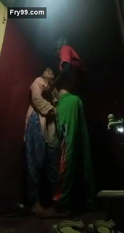 Paki Bhabhi Blowjob and Standing Fucking