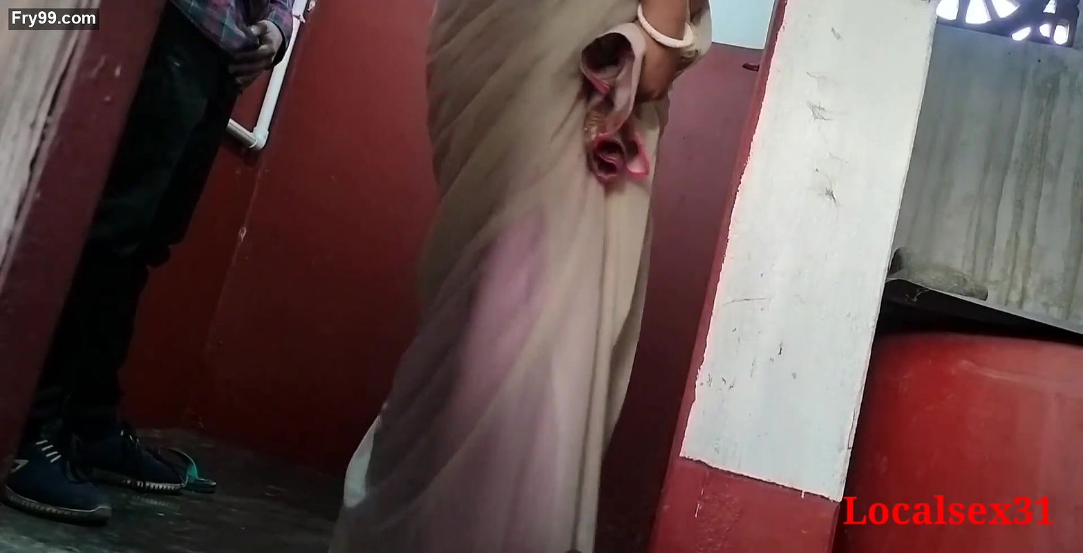 Village Wife Fuck in Bathroom Sex