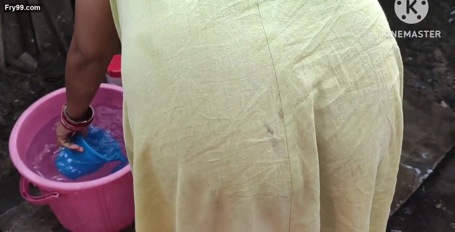 Anita ki hot ass and boobs hot.