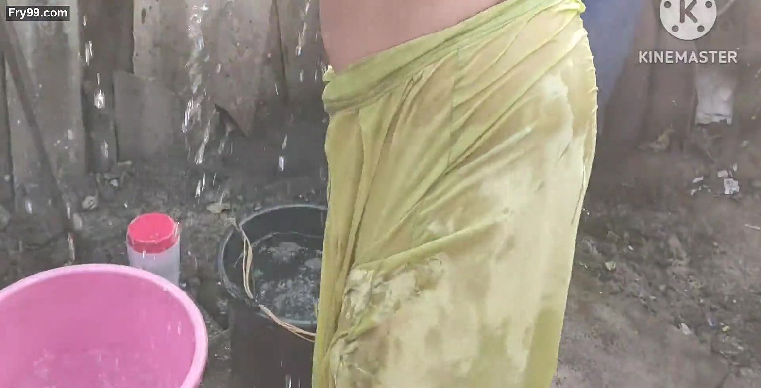 Anita ki hot ass and boobs hot.