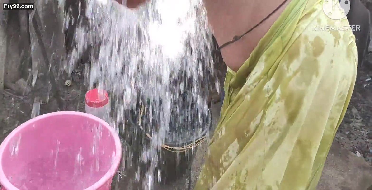 Anita ki hot ass and boobs hot.