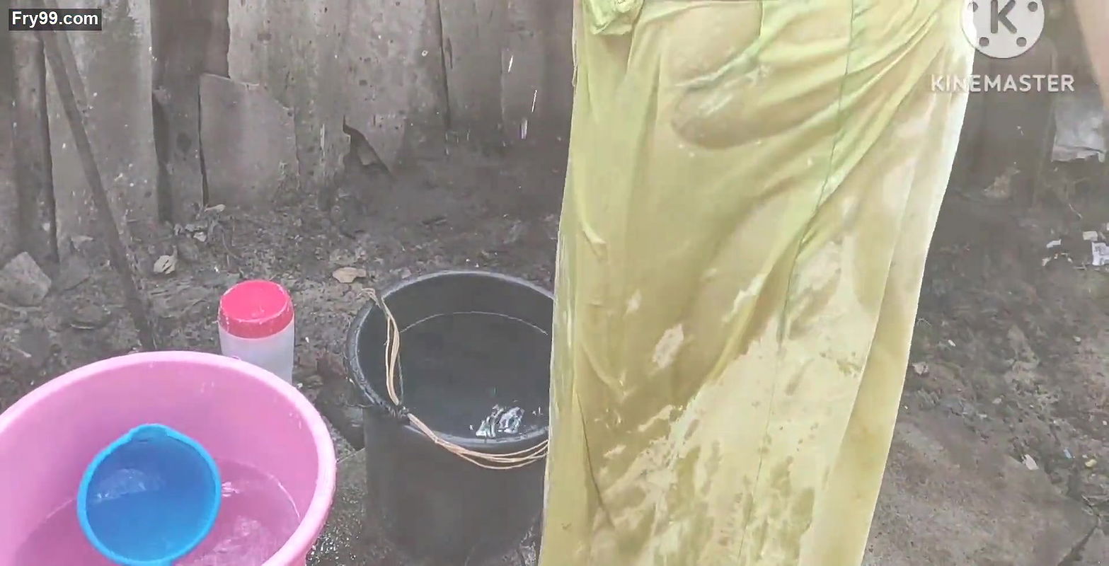 Anita ki hot ass and boobs hot.