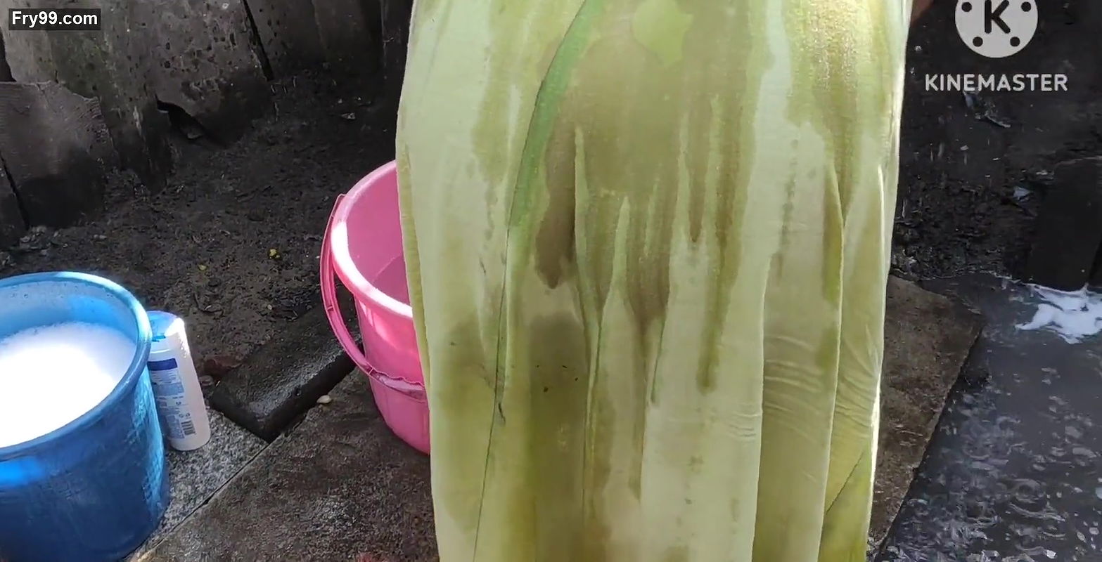 Anita ki hot look of bathing a.