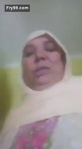Paki Pathan Milf Showing