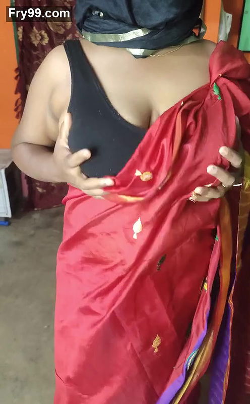 Indian Sruti bhabi ka gand ka maza lo aur chut ki pani Tasty pani piyo.