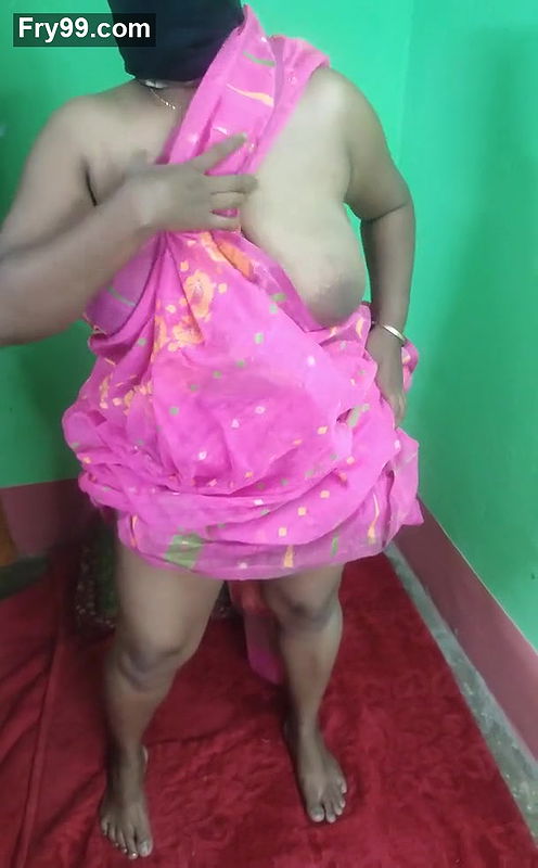 Mom Playing with her body.