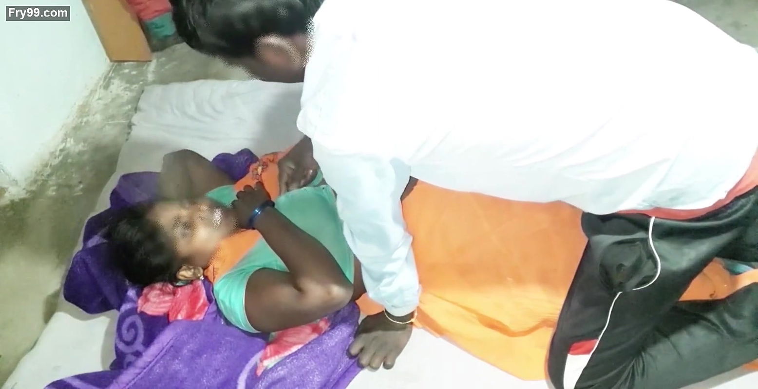 Newly married couple hardsex first time.