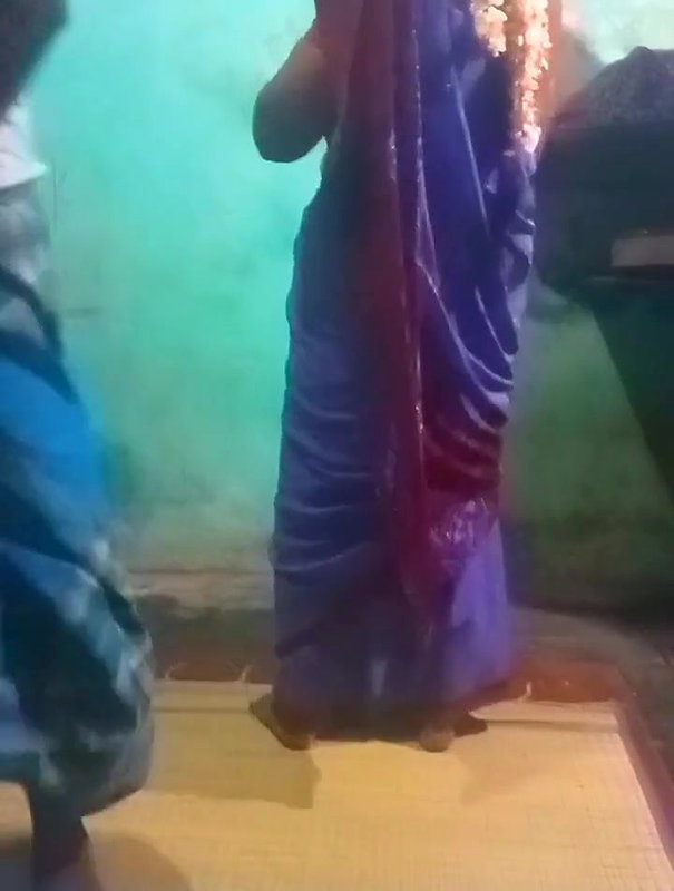 Tamil village aunty sex romance.