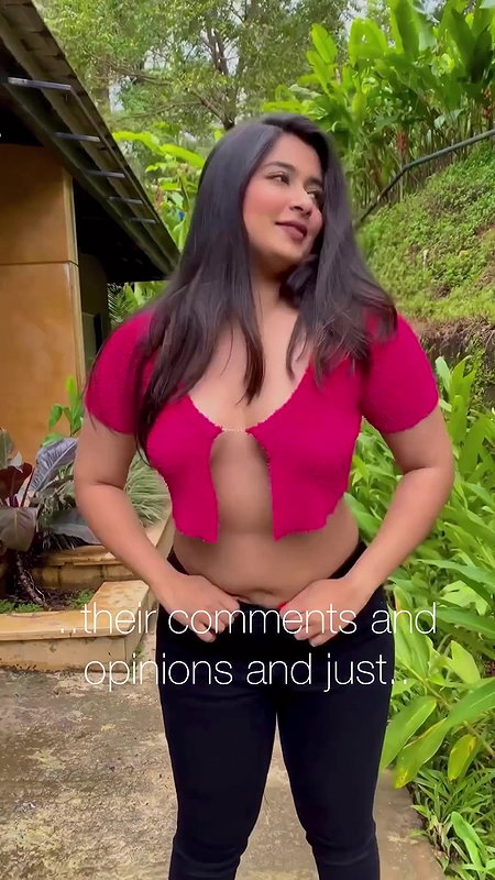 nikitasharma hot boobs and navel in pink shirt