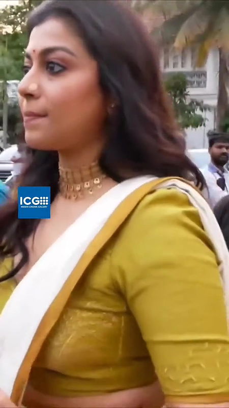 Shruti Ramachandran sexy cleavage in Grenn costume