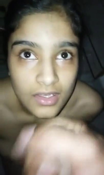Super Cute Desi Girl Blowjob