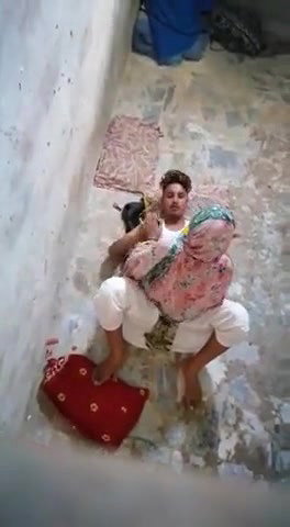 paki couple caught fucking