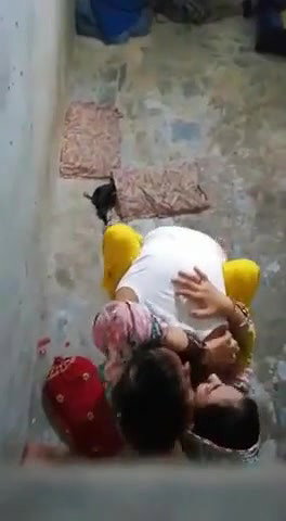 paki couple caught fucking