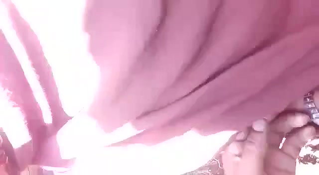 Paki mature bhabhi outdoor with lover