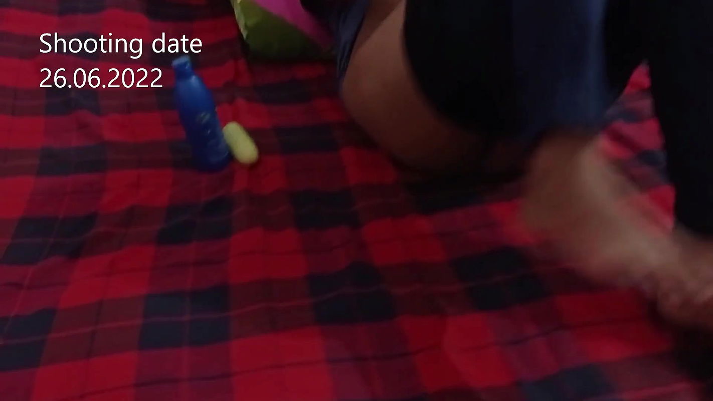 desi vabi ki gar main kheera ghusa dia.