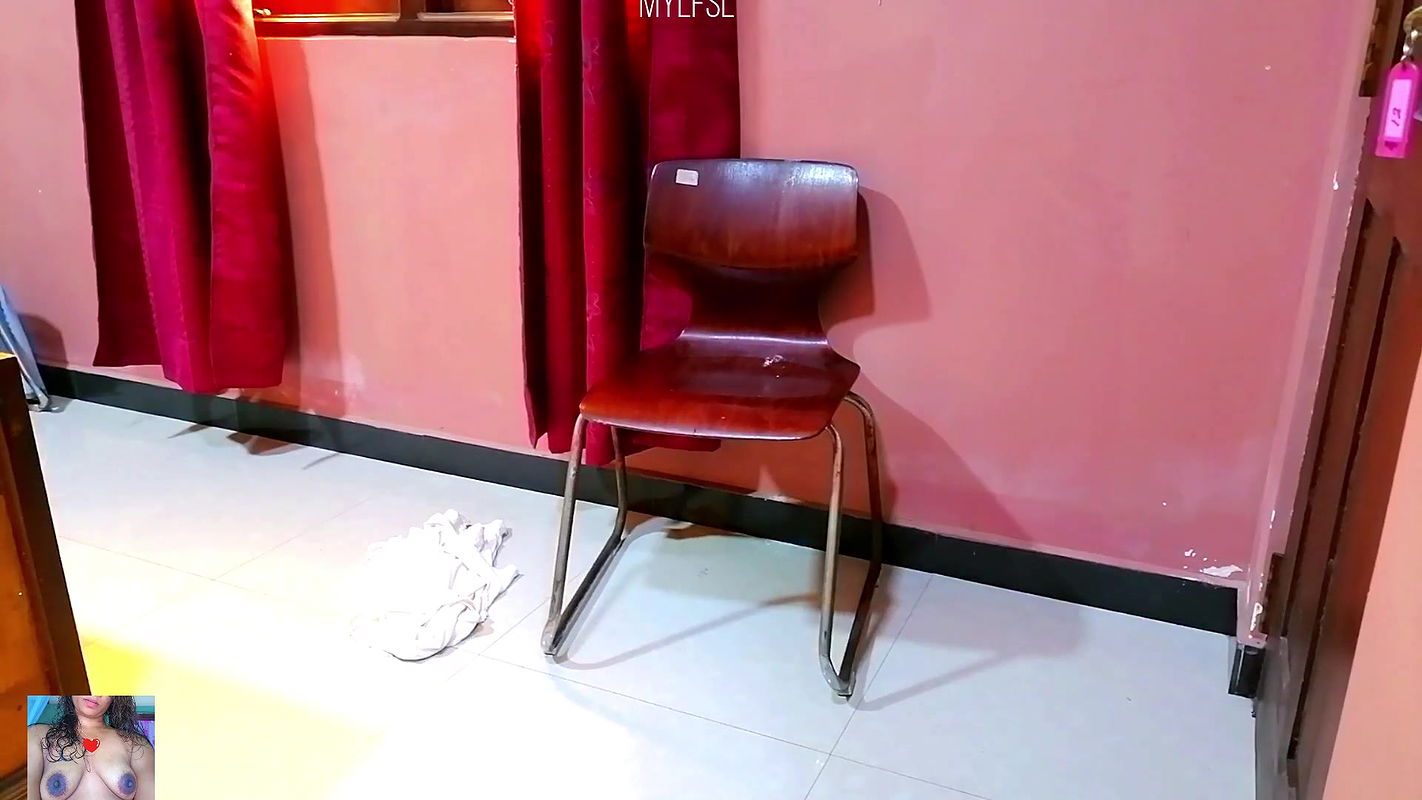 Housewife Janaki Fucked Hard By Electricity Man.