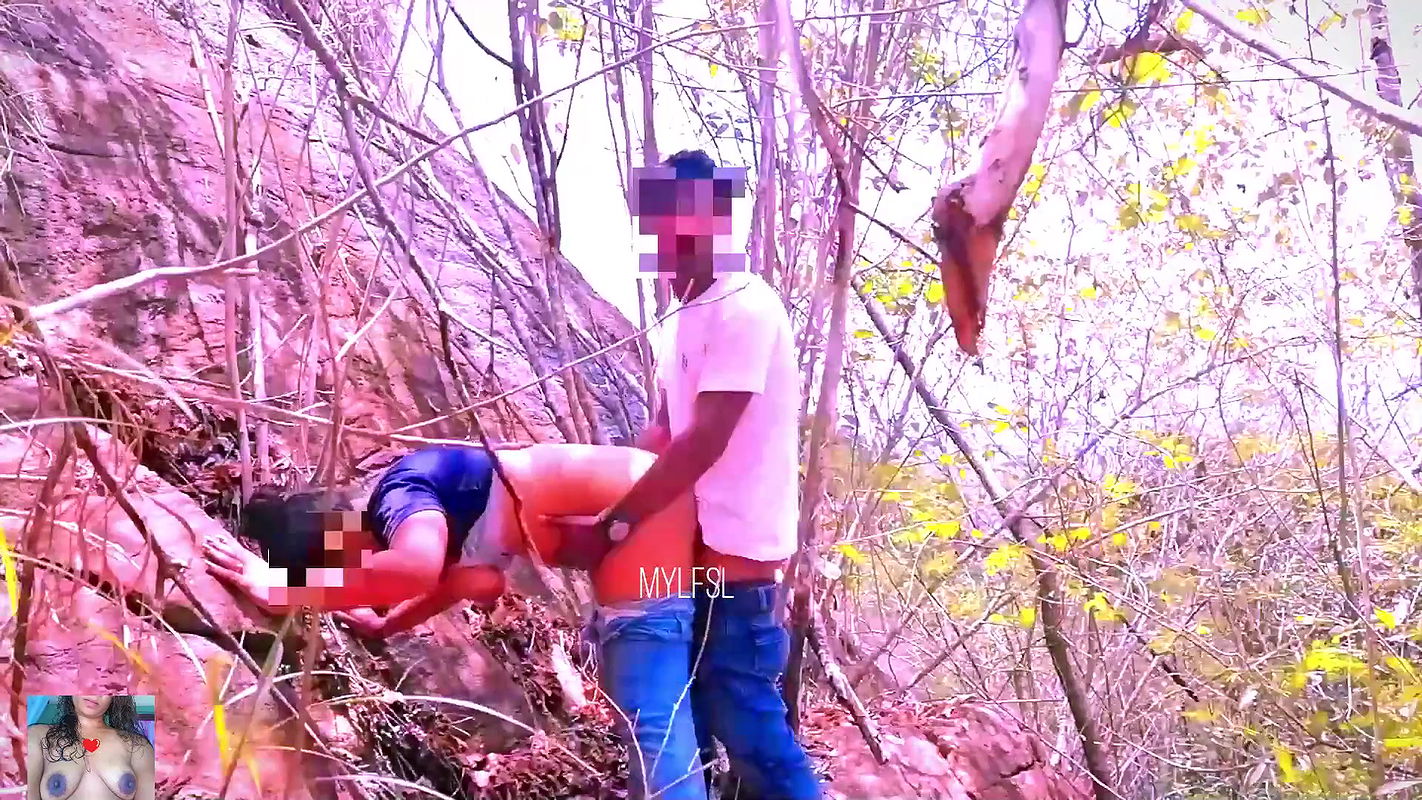 Risky Quick Public Sex in jungle with big tits girlfriend.