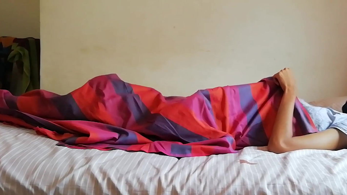 Sri Lankan spa massage – wife fucked in spa.