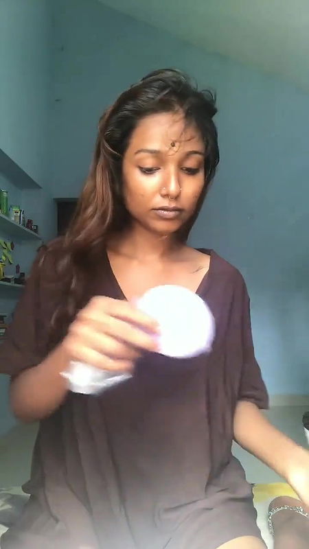 Sexy Bhabhi Boobs show