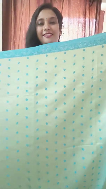 aa gaya result itne achhe numbers aaye⧸abhi me ja rhi hu temple⧸saree draping &⧸feeling prou.