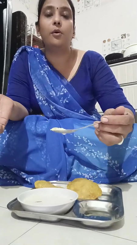 aaj ghar par bnaya sweet dish kheer Jo sabhi ko bhot hi Pasand aay.