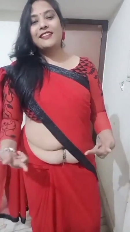 aaj me gai thi sangeet function me jha hamne  bhot Sara dance masti kiy.