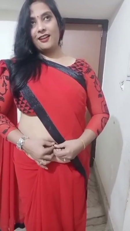 aaj me gai thi sangeet function me jha hamne  bhot Sara dance masti kiy.