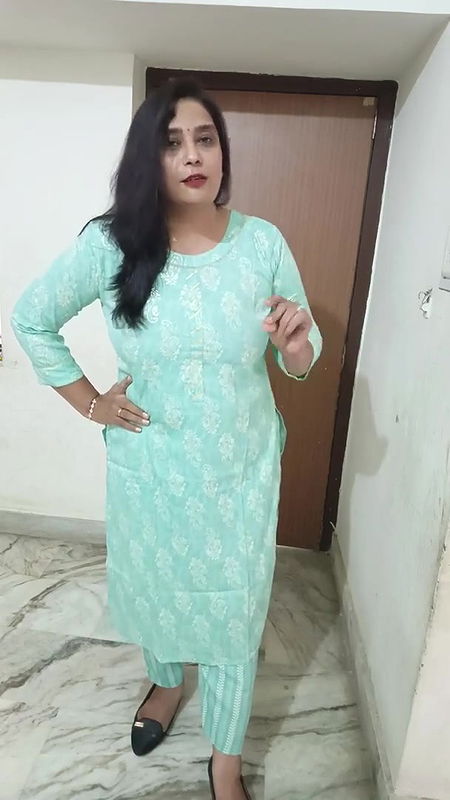 aaj me Lai hu summer collection ⧸mene resale krna start kar diy.