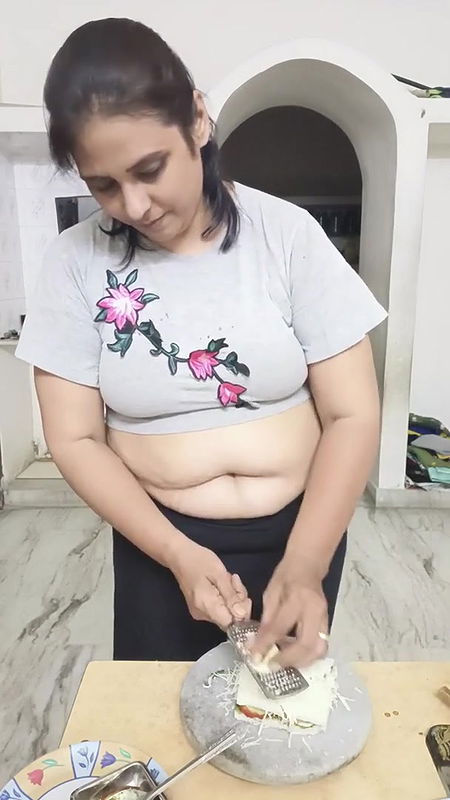 aaj mene ghar par banaya veg sandwich⧸bachho ko ase hi Maza aata he khane m.