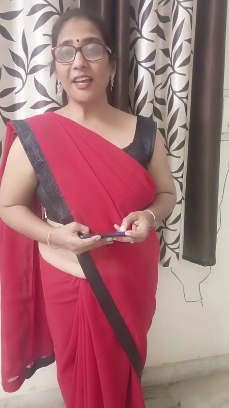 asa kya huaa ki jese mene ganaa shuru kiya log bhag khade huee jese koi toofan aa gya ho????