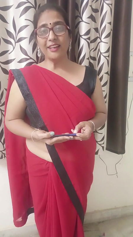 asa kya huaa ki jese mene ganaa shuru kiya log bhag khade huee jese koi toofan aa gya ho????