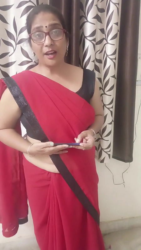 asa kya huaa ki jese mene ganaa shuru kiya log bhag khade huee jese koi toofan aa gya ho????