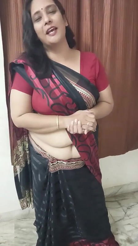 Barish ke mausam me banaye asa garma garam nasta ki dil bol uthe wahhh kya baat he bos