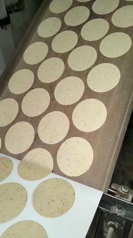 factory me kam karte karte thak gai⧸aaj kitchen me ban rha he healthy protein chilla⧸Jain recipe.