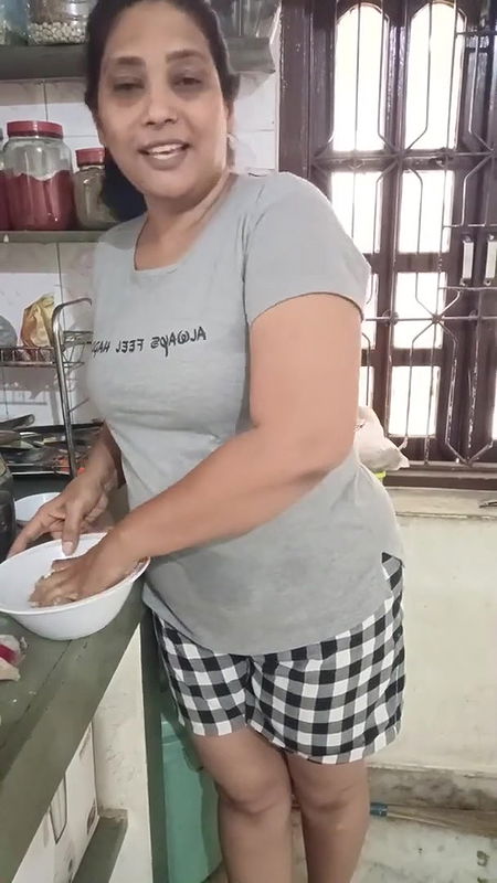 ghar par hotel jesi Jain dal fry or jira rice banaya⧸Jain food bhi bhot tasty hota h.